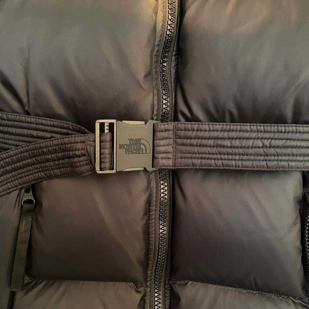 The North Face Women’s Nuptse Belted Mid Jacket - Picture 2 of 6